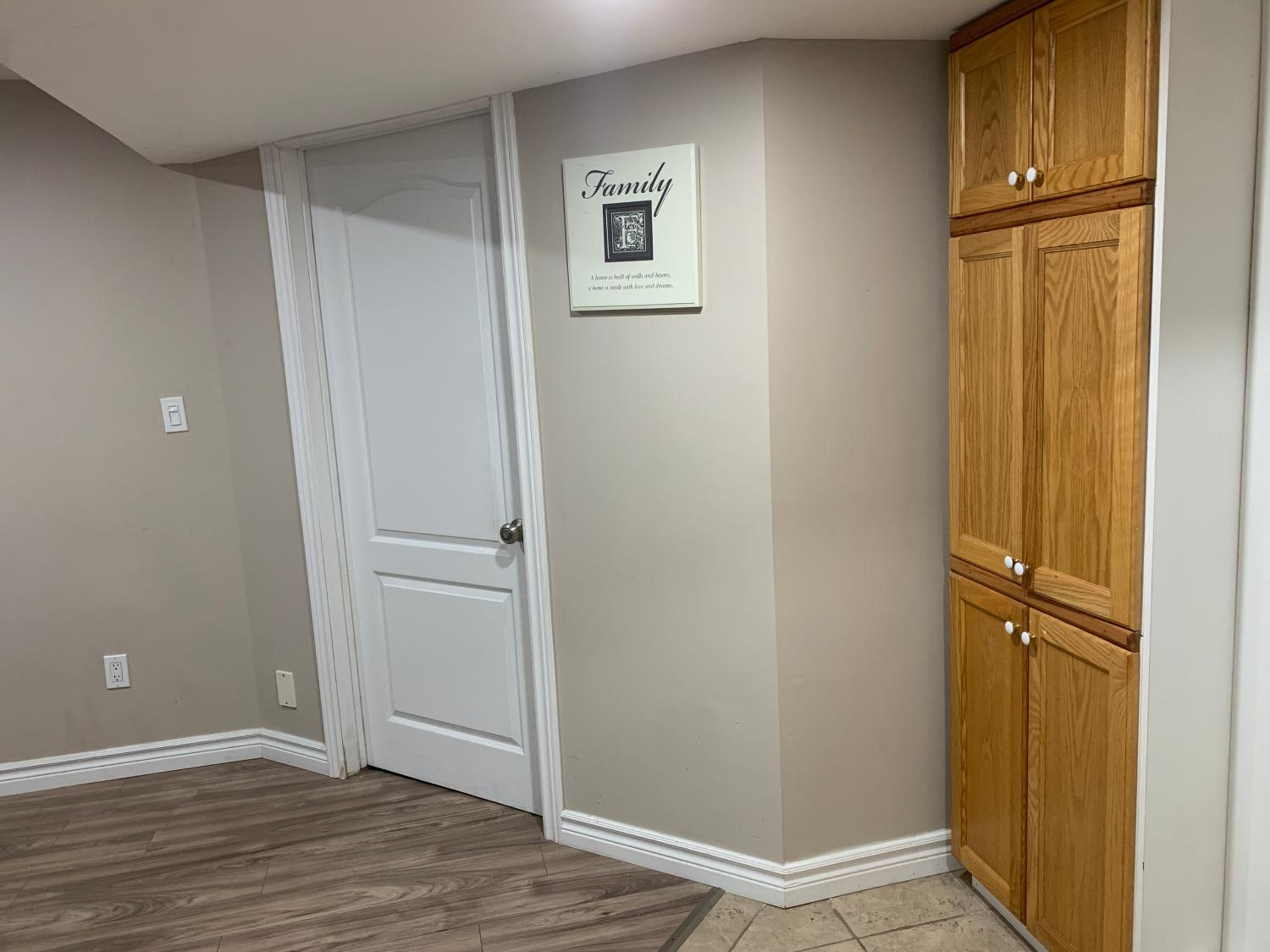 Guelph Vacations - 2 bedroom basement with private side entrance - Property Image 16