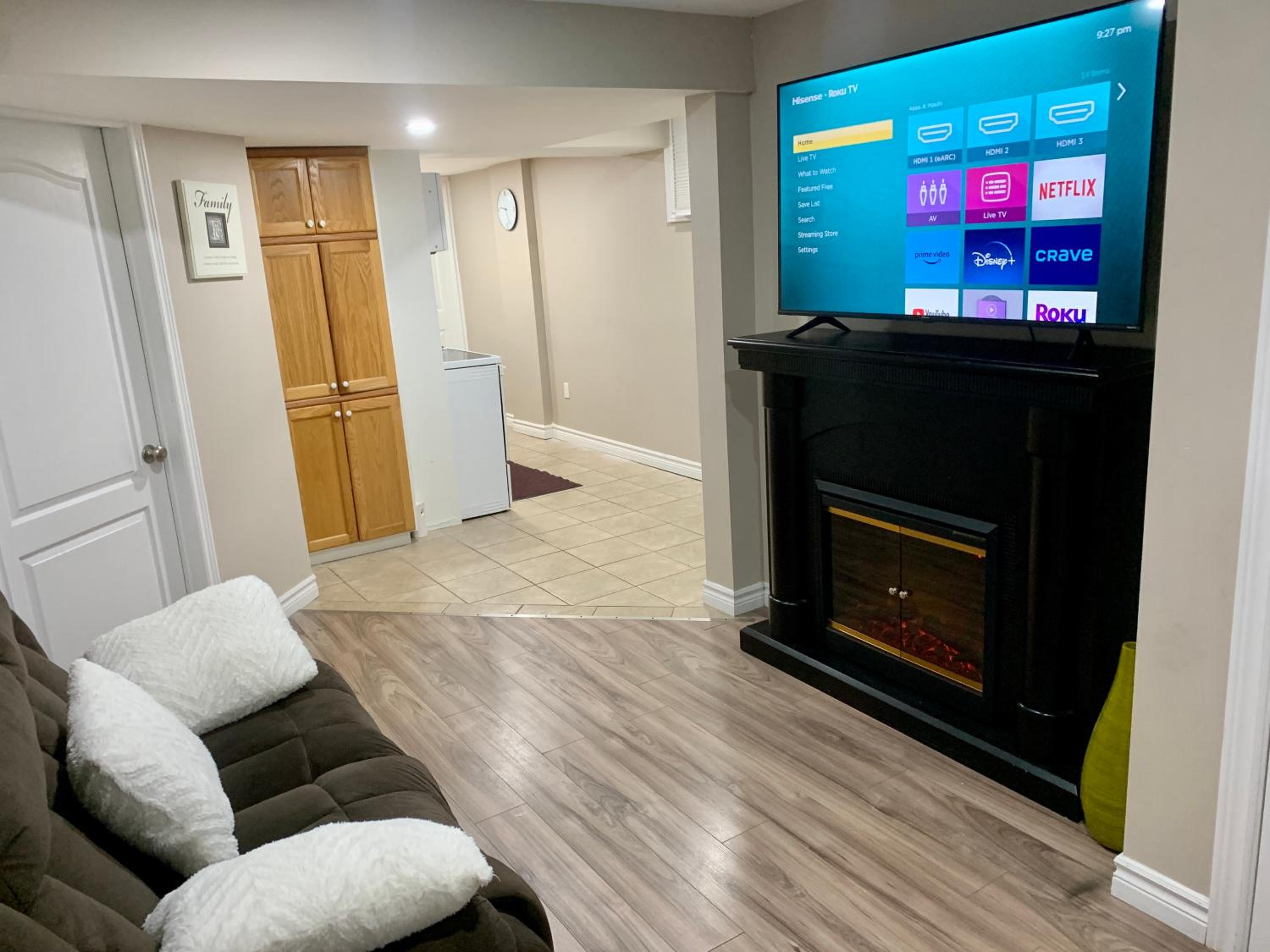 Guelph Vacations - 2 bedroom basement with private side entrance - Property Image 1