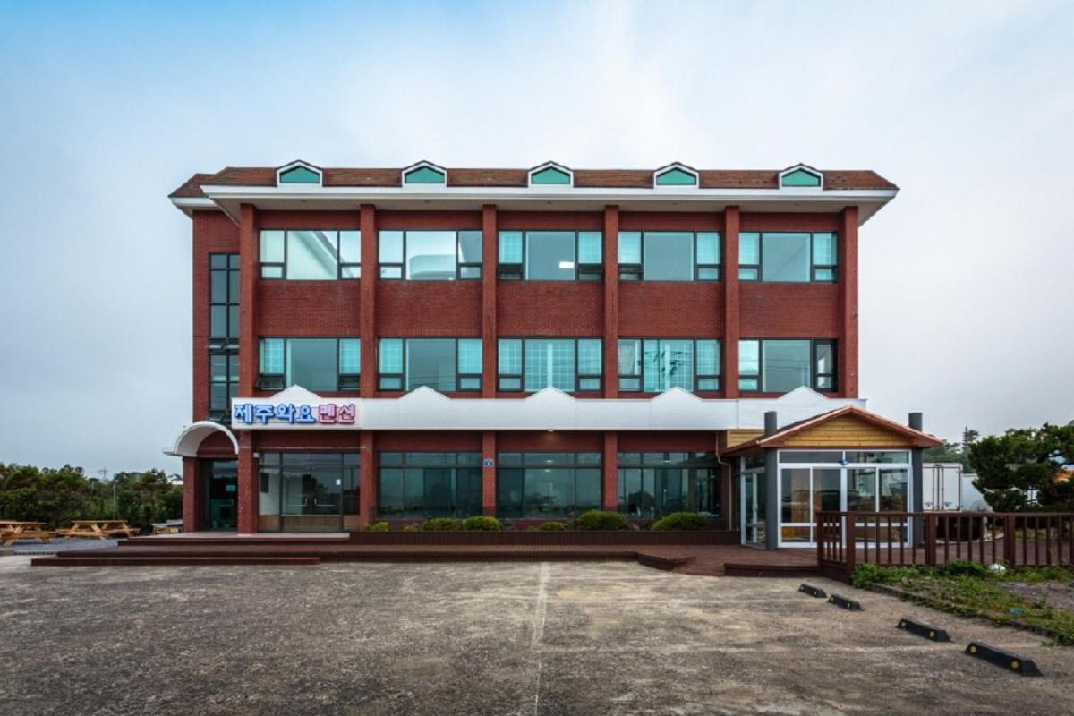 Jeju Wayo Pension