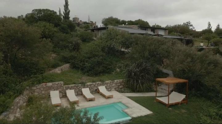 Establecimiento La Soleada suites de campo
