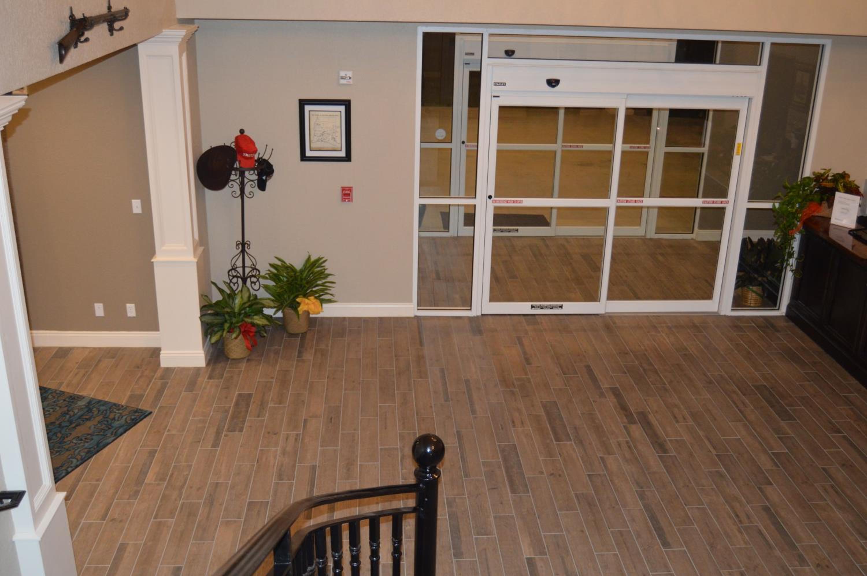 Heritage Place Hotel and Suites