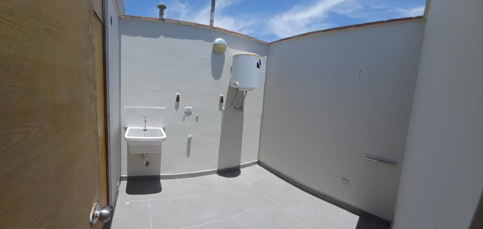 Apartamento duplex, con terraza y vista de Chiclayo