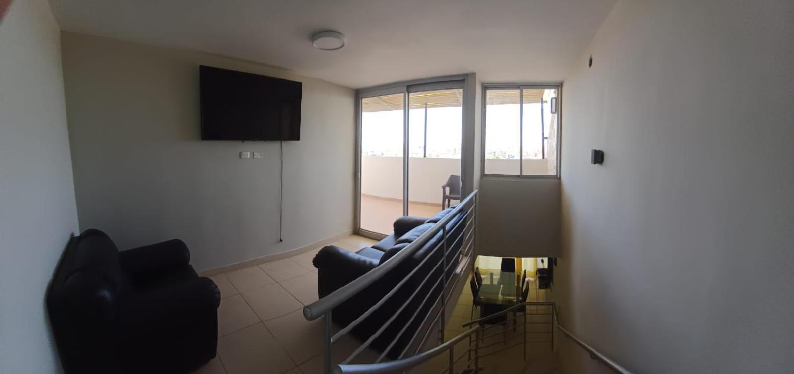 Apartamento duplex, con terraza y vista de Chiclayo