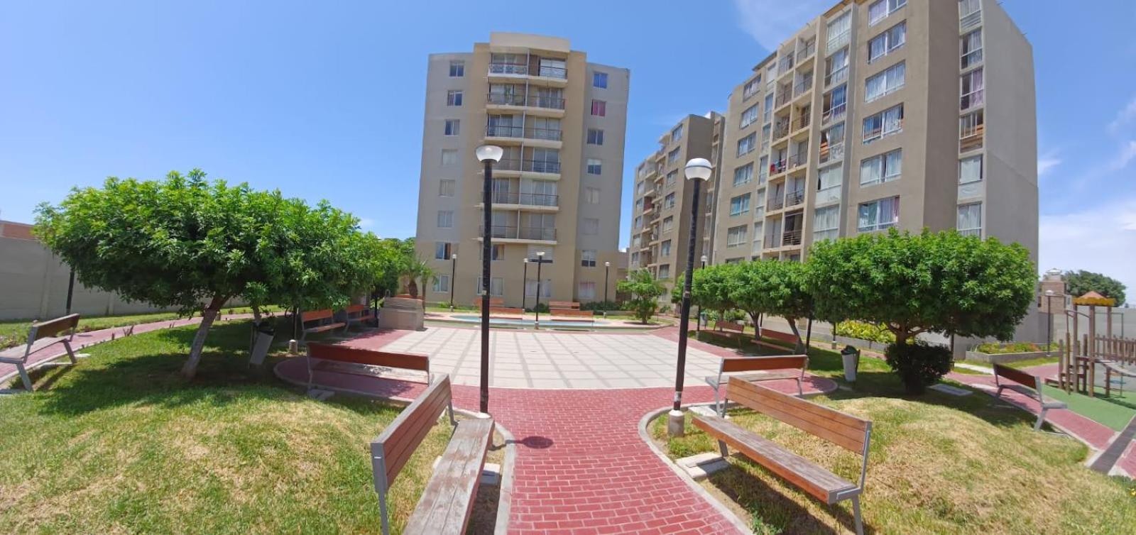 Apartamento duplex, con terraza y vista de Chiclayo