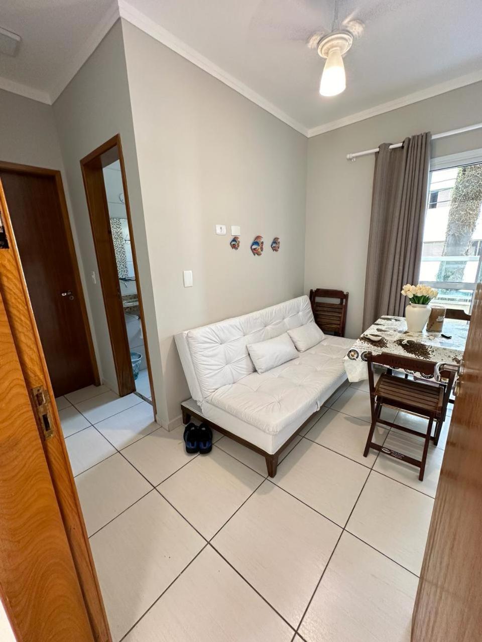 Apartamento MAHALO 50m Praia Grande - UBATUBA
