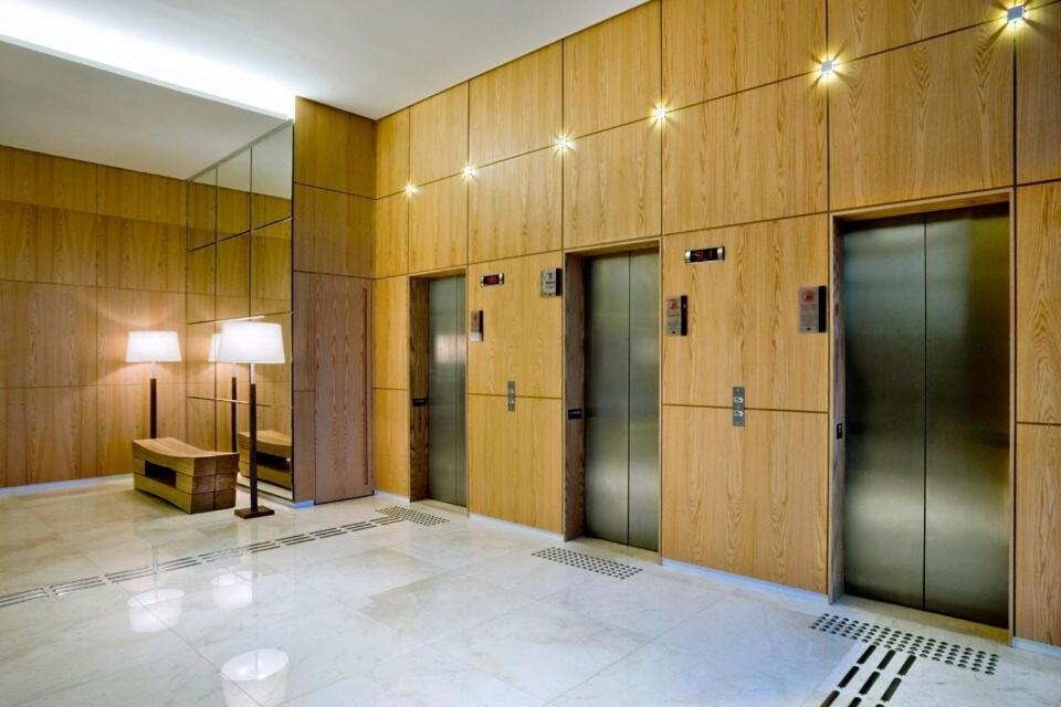 Cullinan 708E · Hotel Cullinan Luxury Premium
