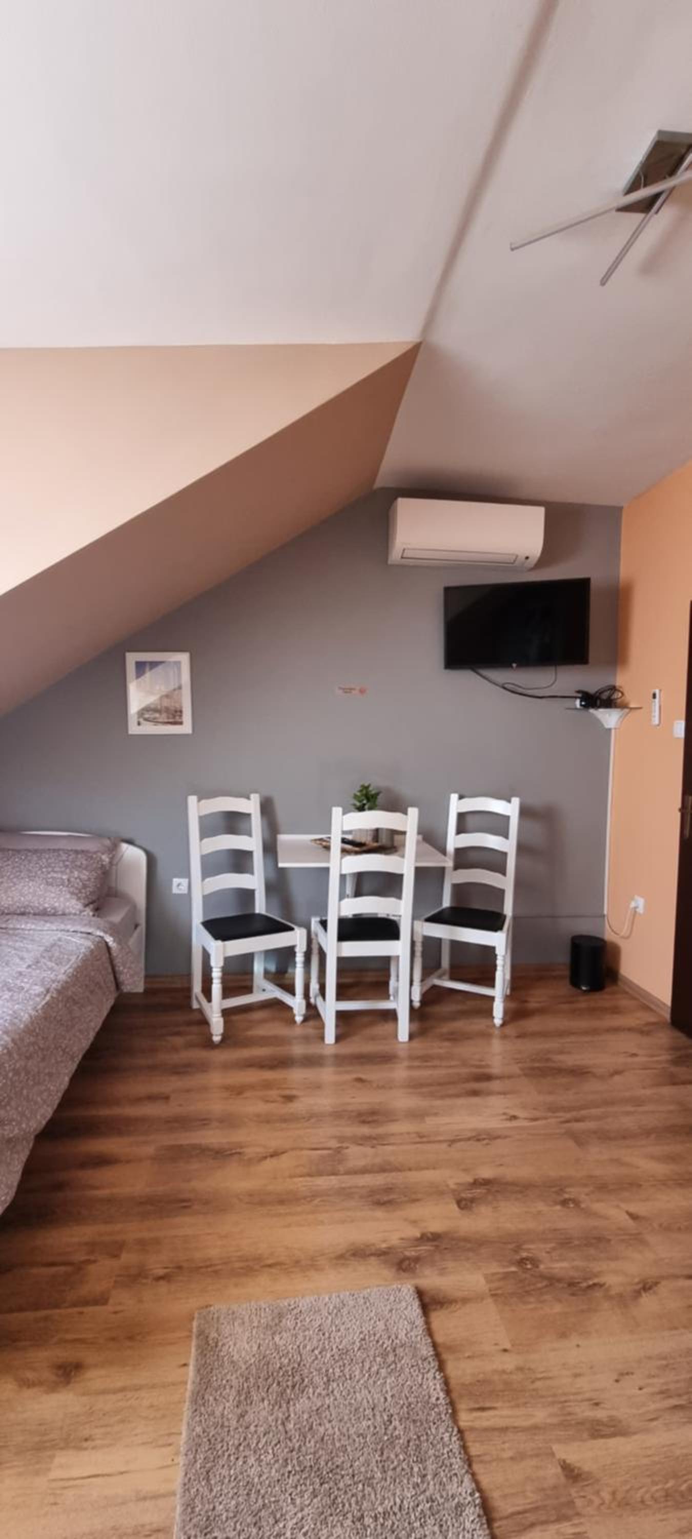 Apartmaji Medved, brezplačno parkiranje