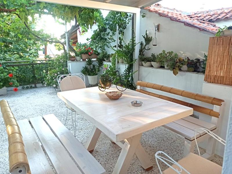 Papadioti Apartments