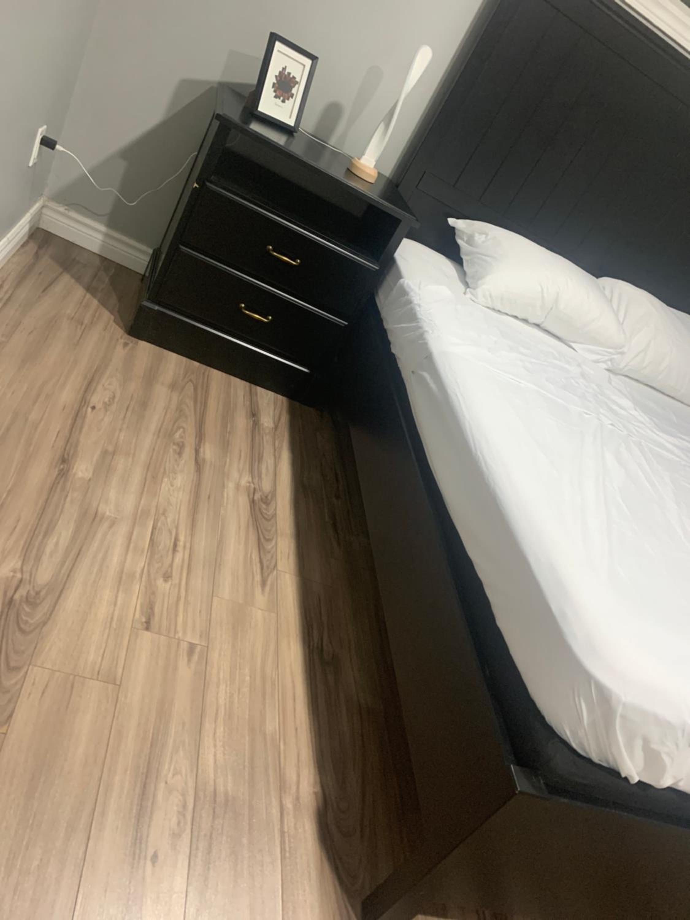 Guelph Vacations - 2 bedroom basement with private side entrance - Property Image 21