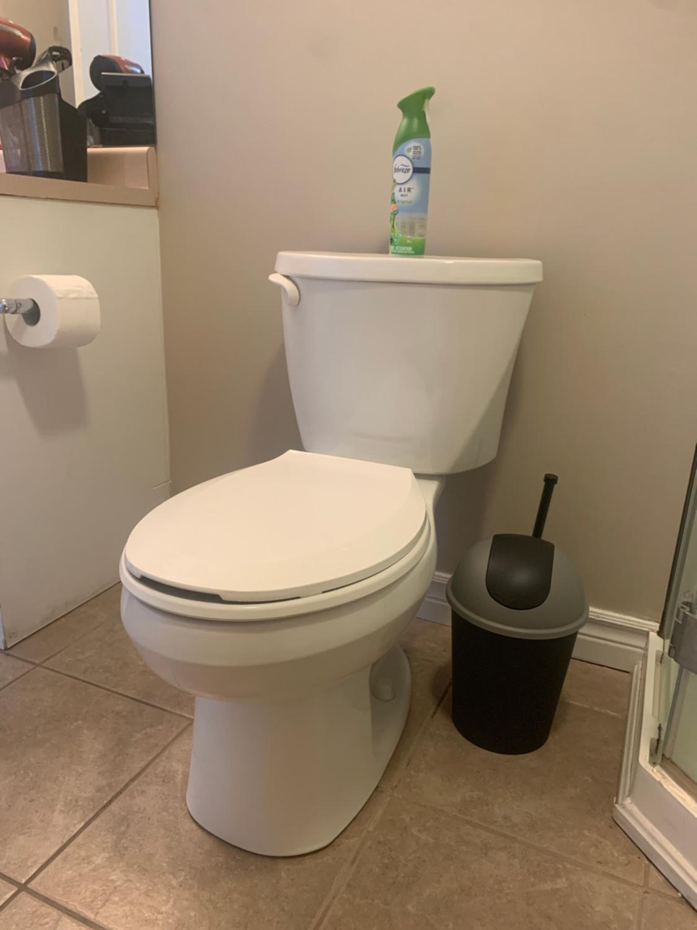 Guelph Vacations - 2 bedroom basement with private side entrance - Property Image 2