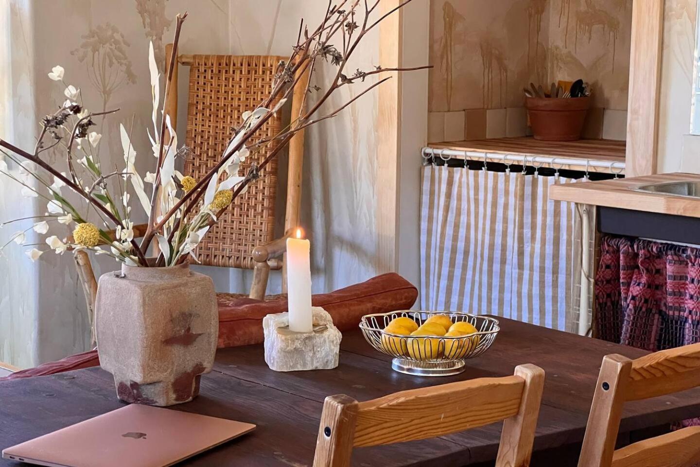 Dragonfly Cottage Pine-Shaded Escape Near Sedona
