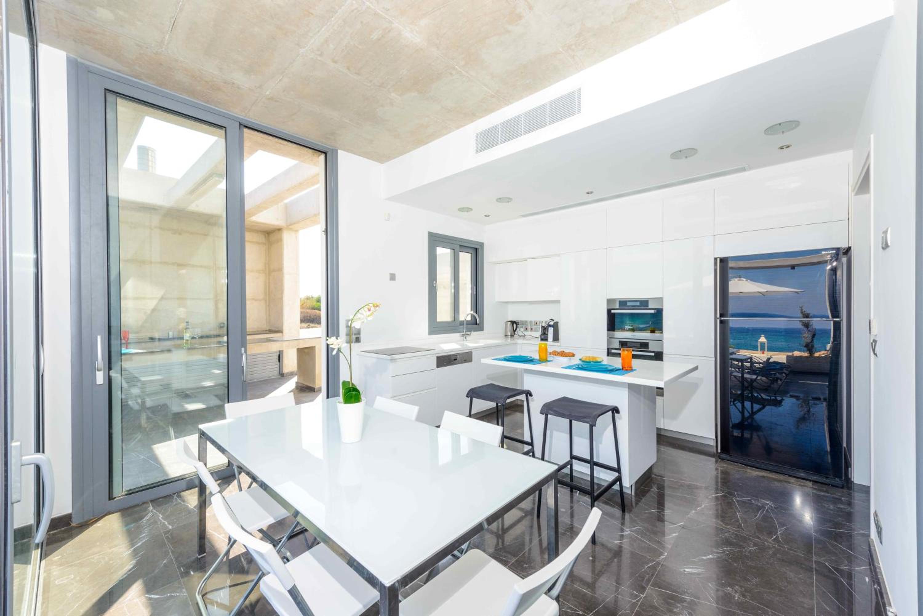 Luxury villa by the sea with heated pool