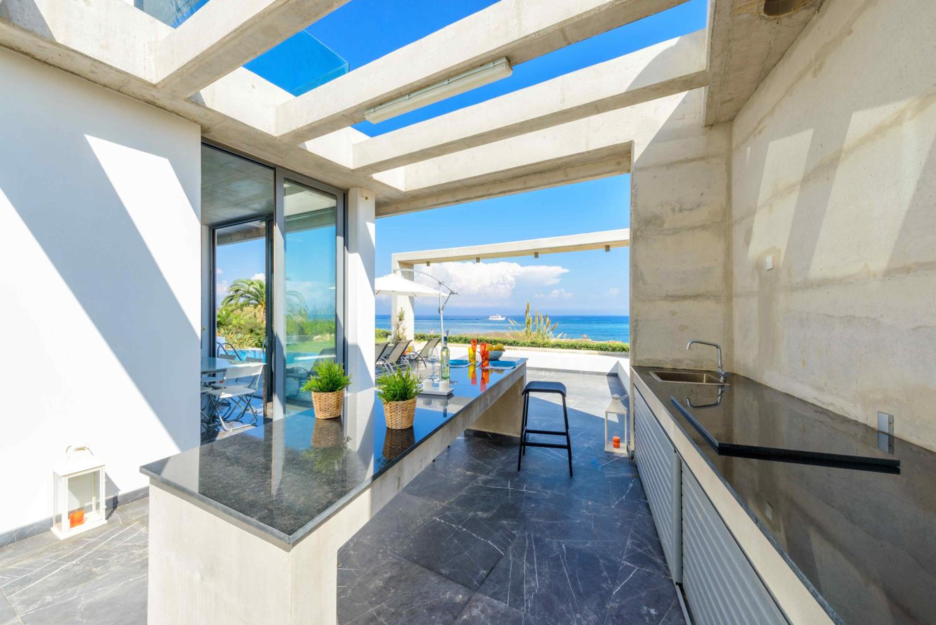 Luxury villa by the sea with heated pool
