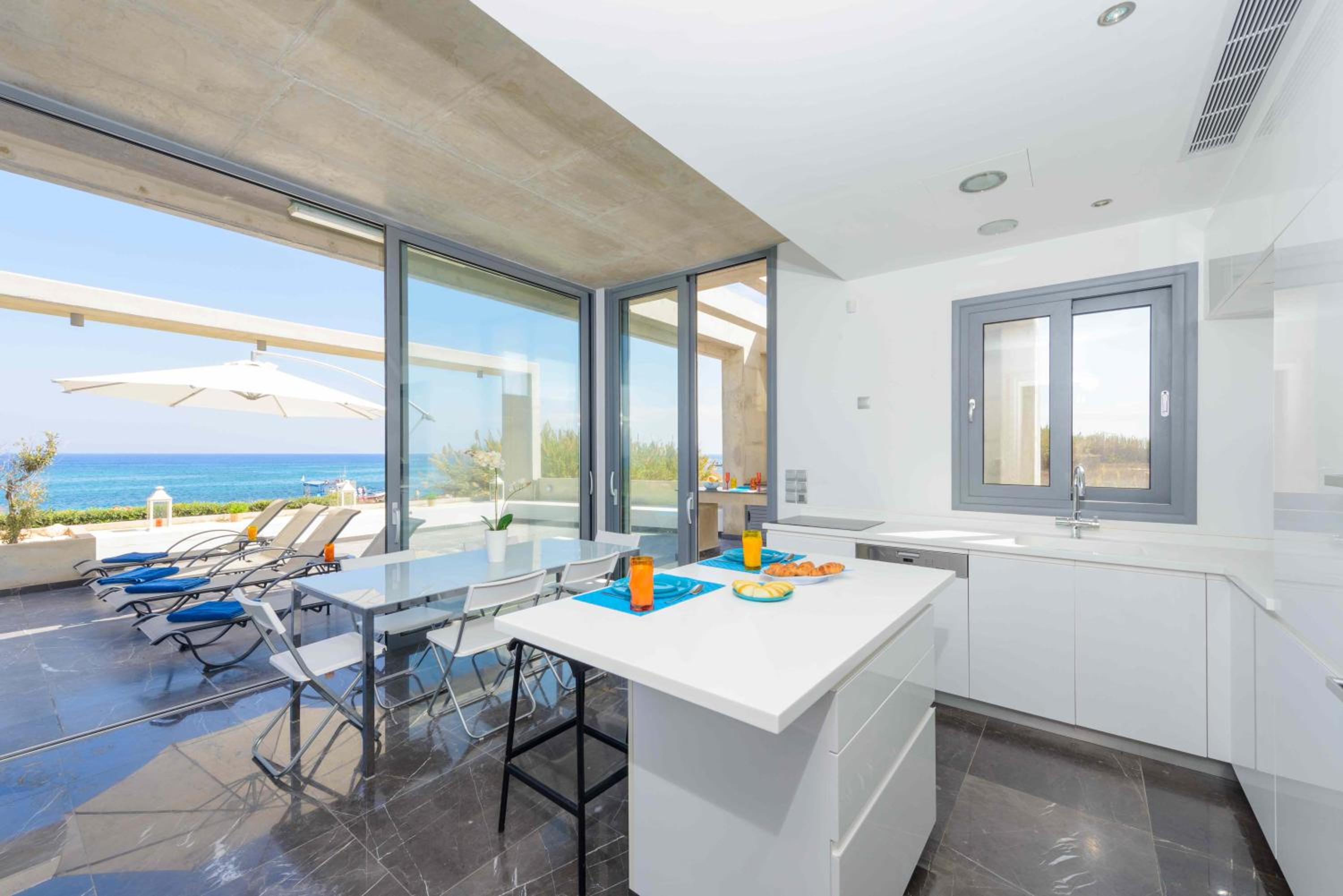 Luxury villa by the sea with heated pool