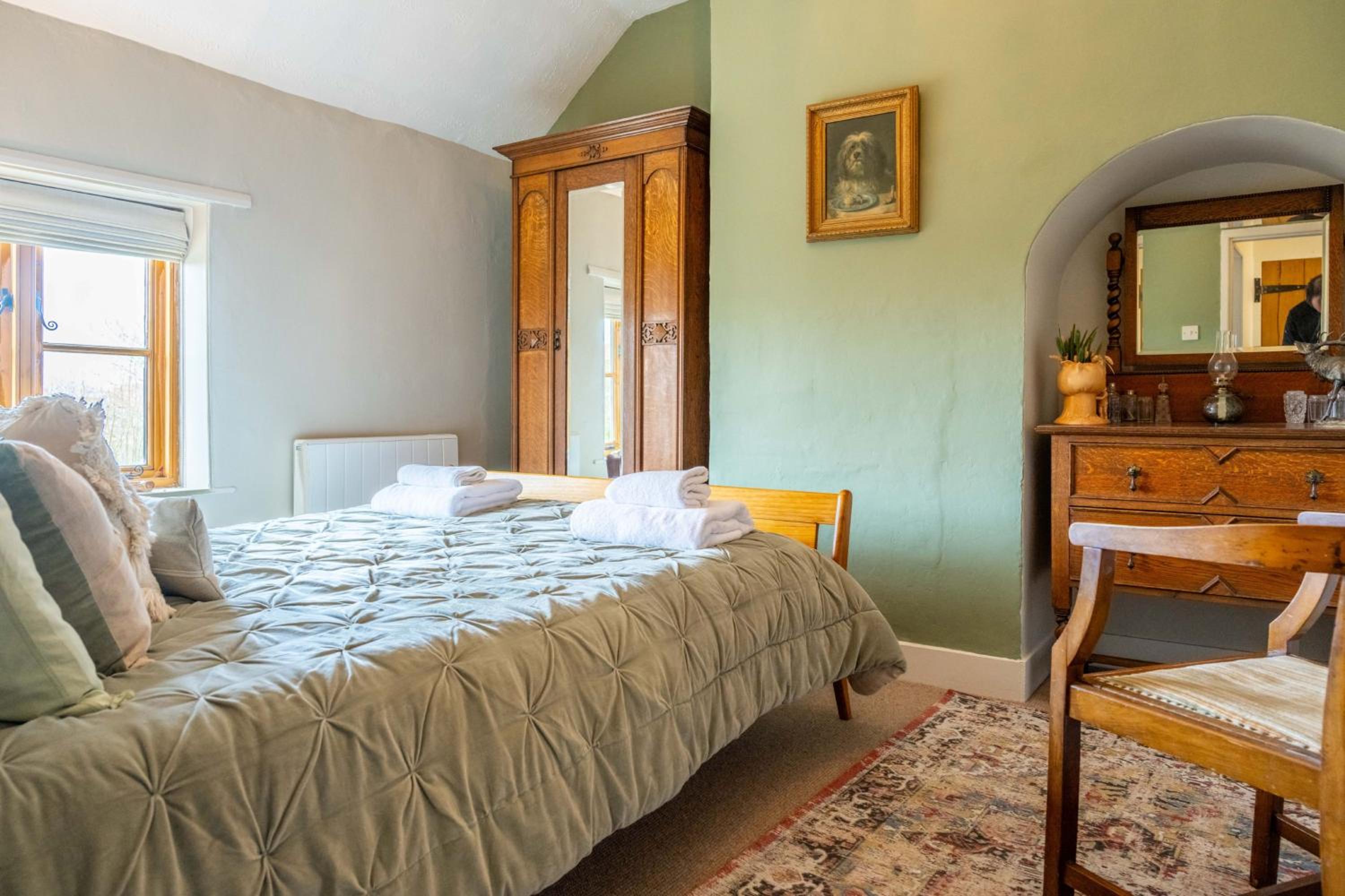 Samphire Cottage by Big Skies Cottages view 2