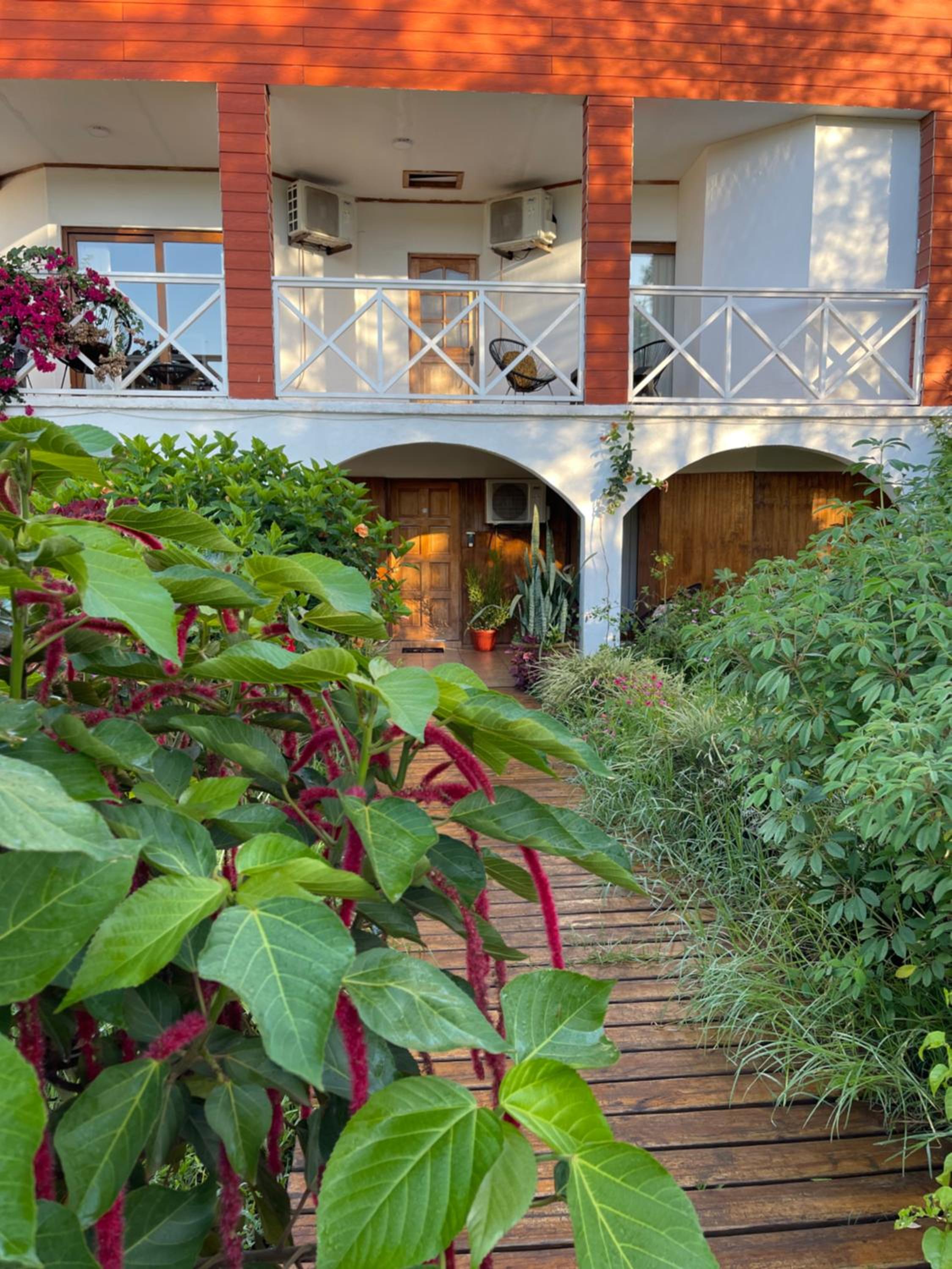 Teanehi Bed & Breakfast