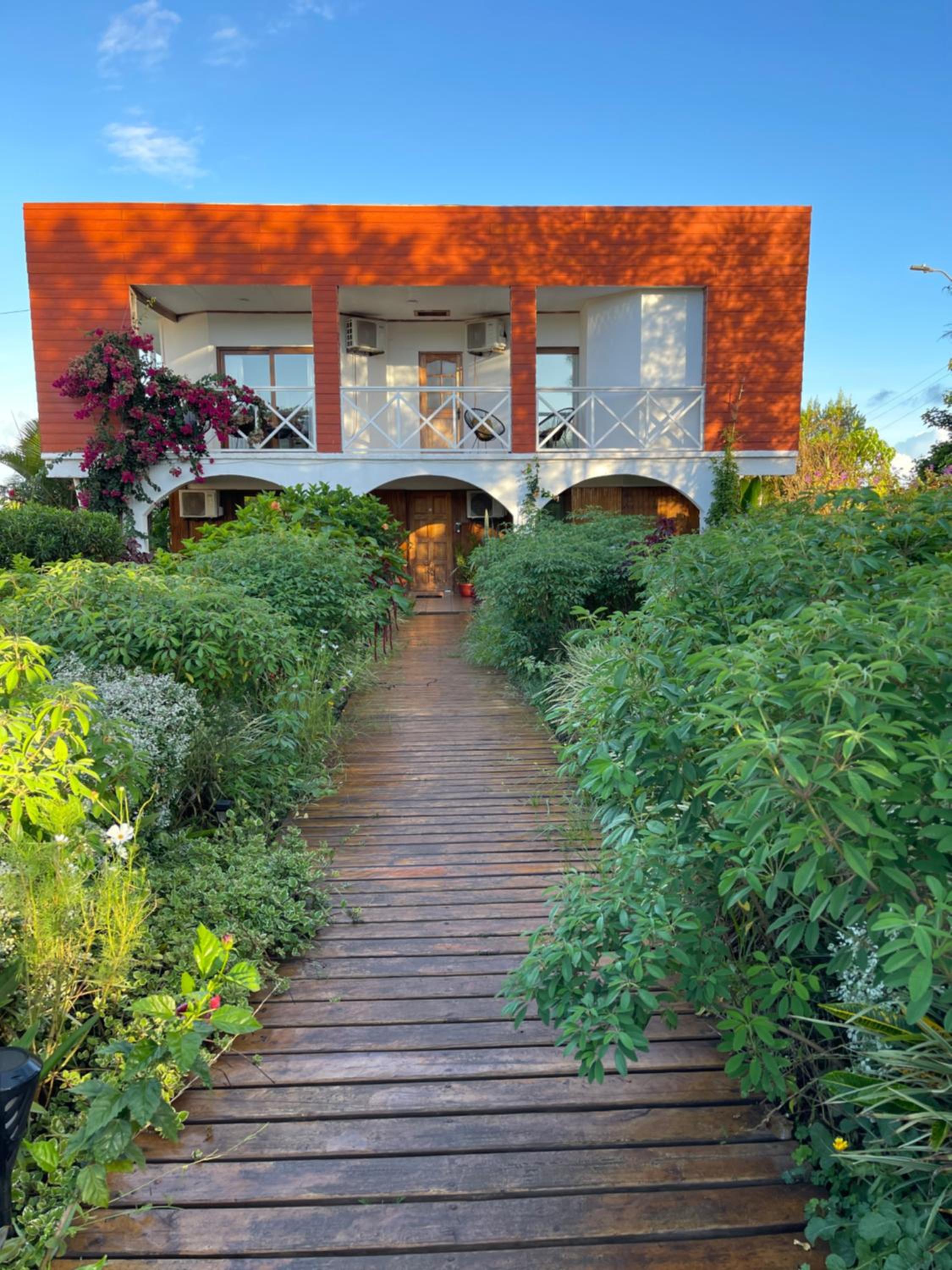 Teanehi Bed & Breakfast