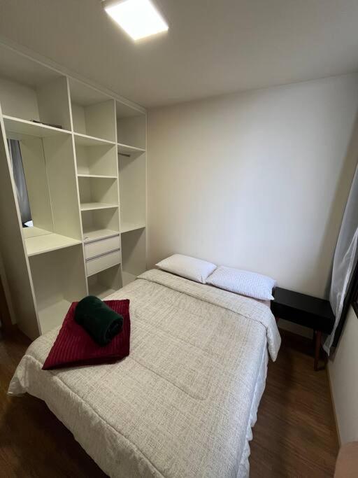Apartamento 1 quarto, com garagem no centro próximo Hospital de Caridade