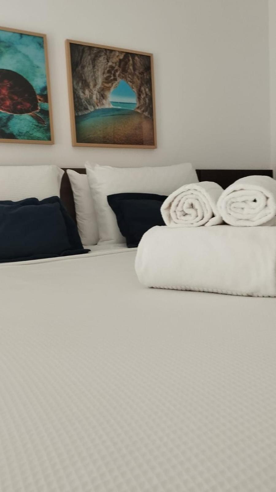 Illa Blue Village