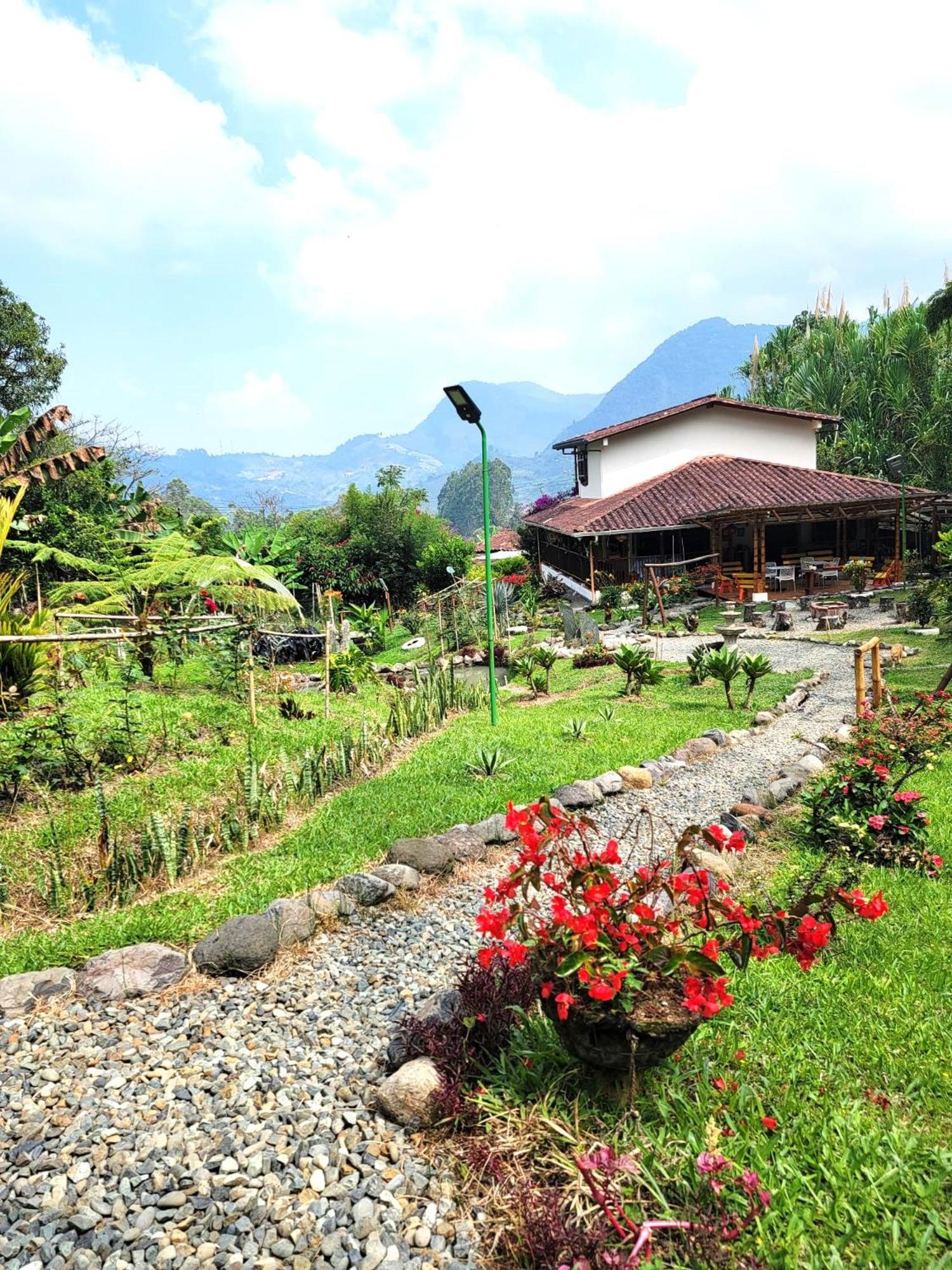 PaloSanto, Casa Rural
