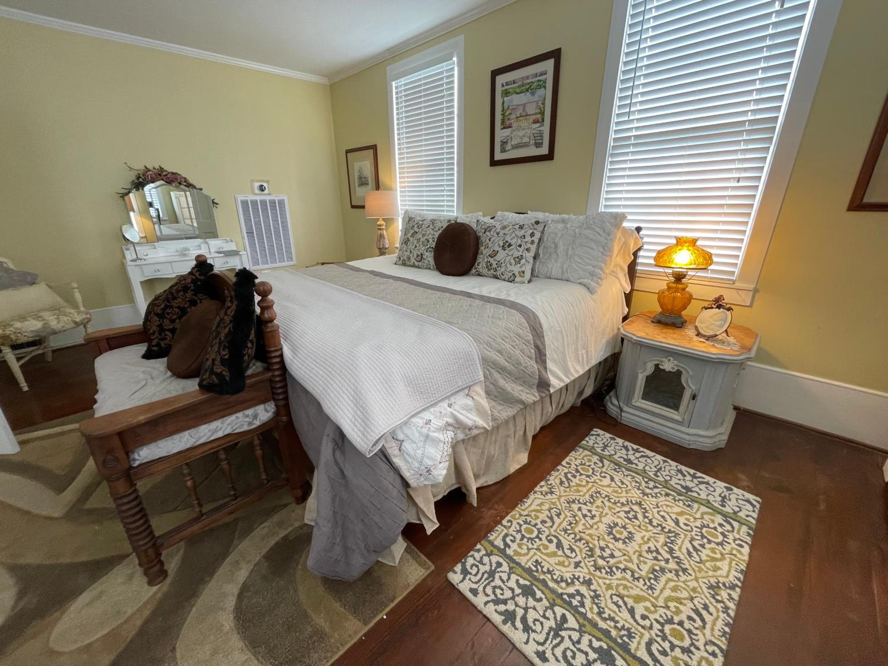 Hodge Podge Lodge