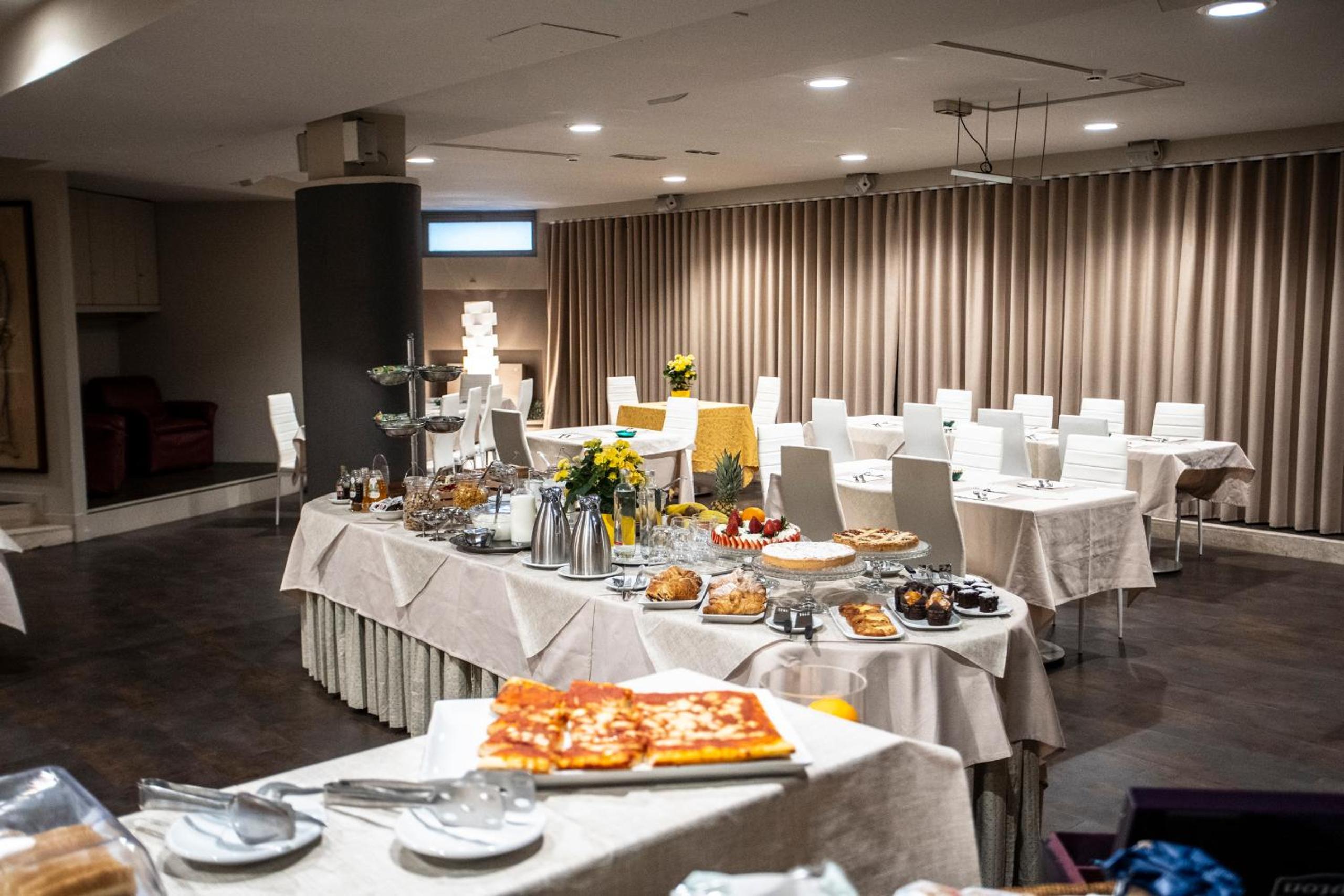 meeting & event spaces