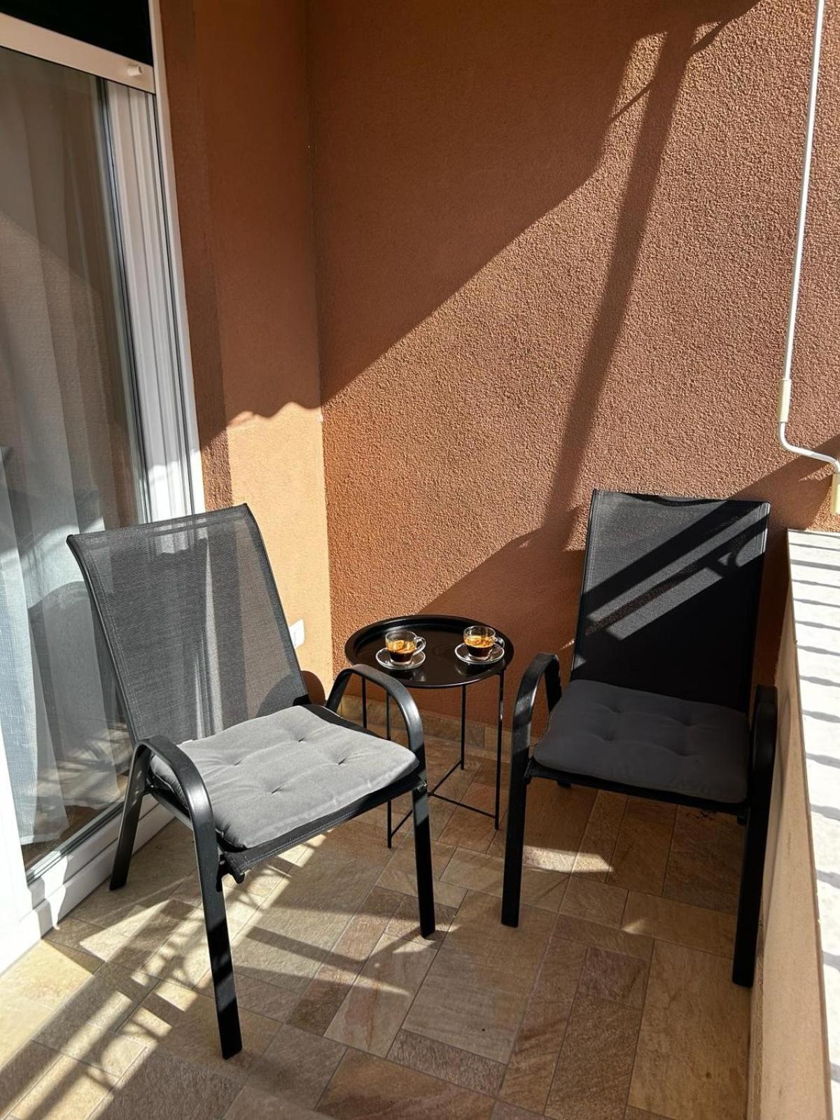 Veluni - Apartment - Free parking view 3