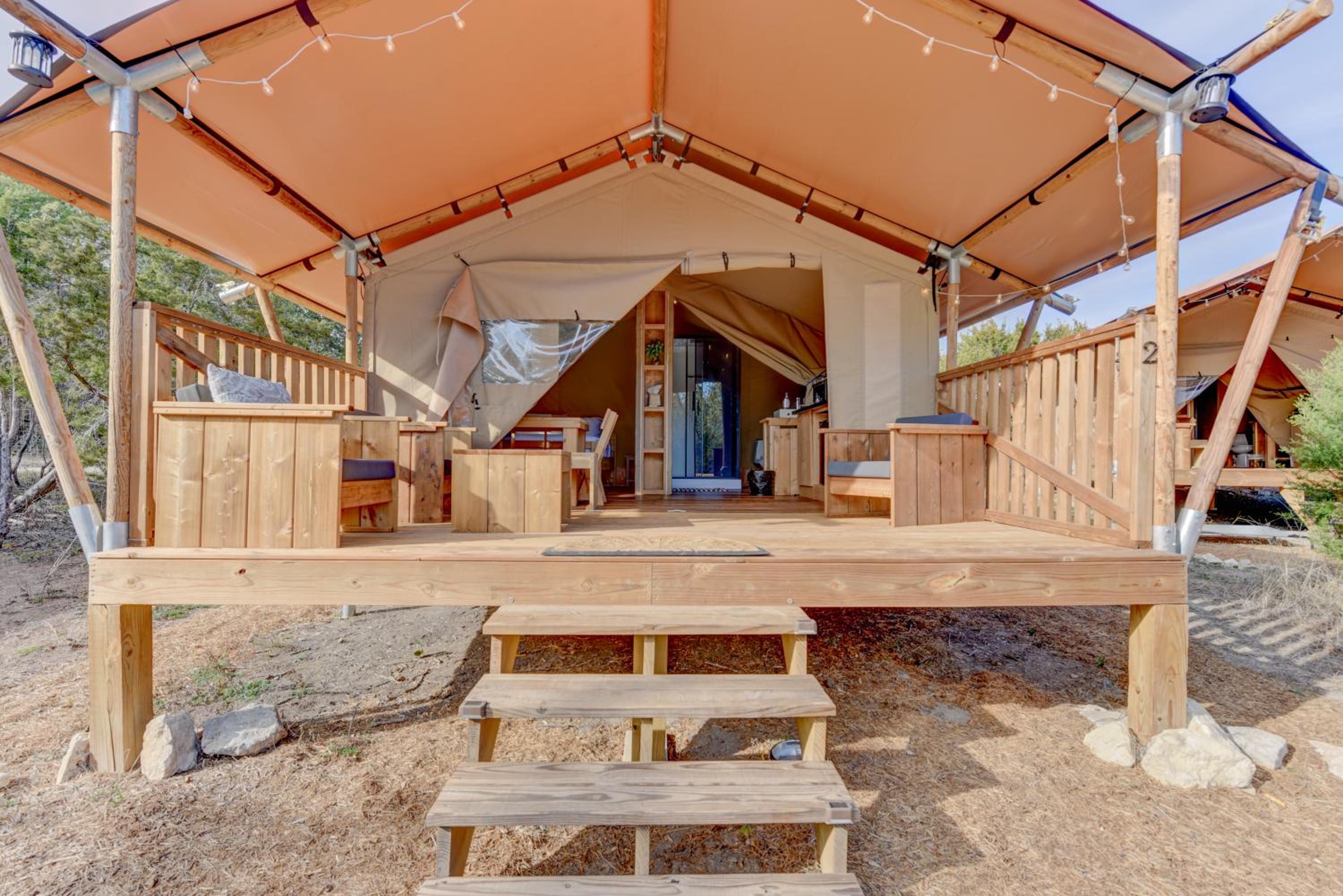 Glamping Retreat on Scenic Winery