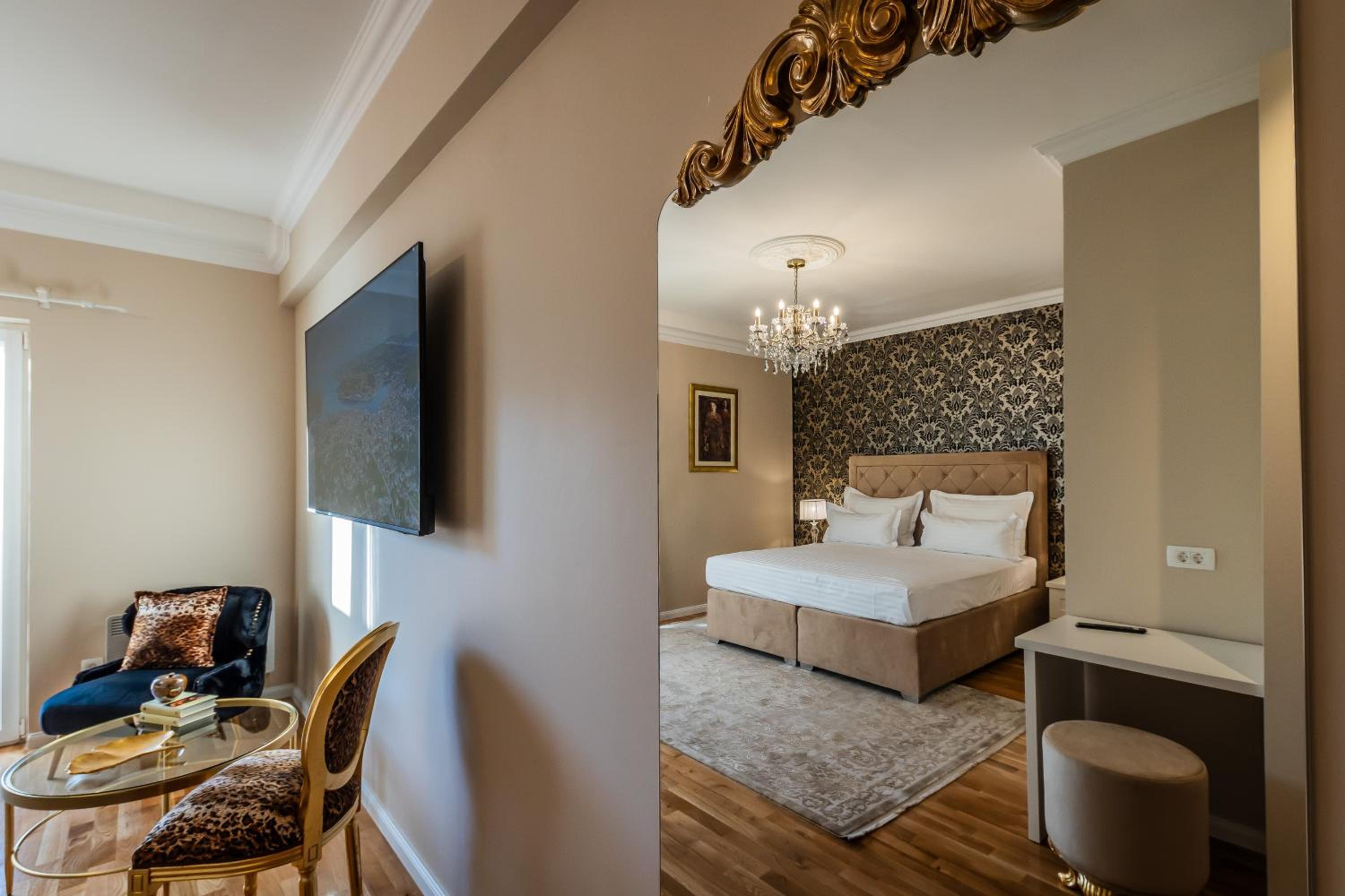 San Mihael luxury rooms 2 view 5