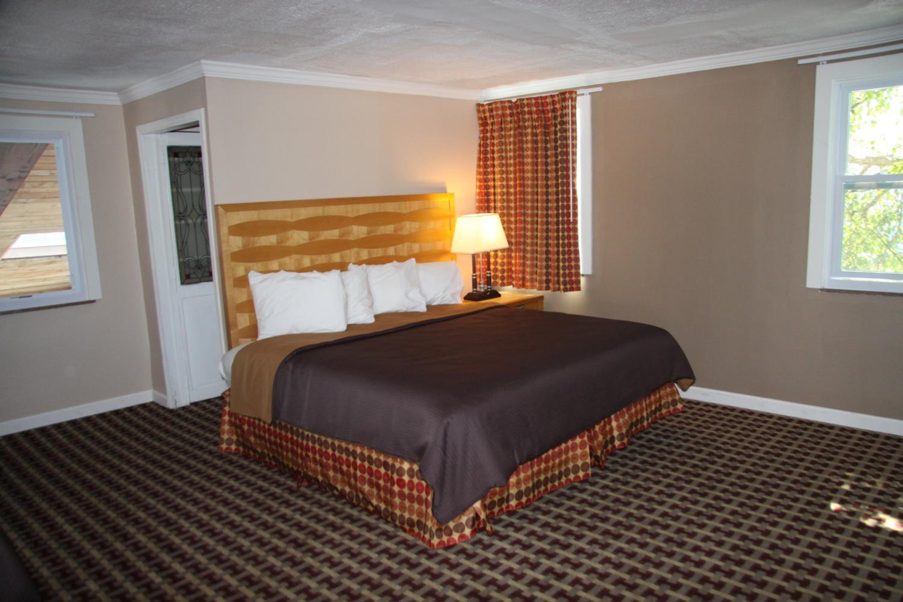 Cape Cod Inn view 3