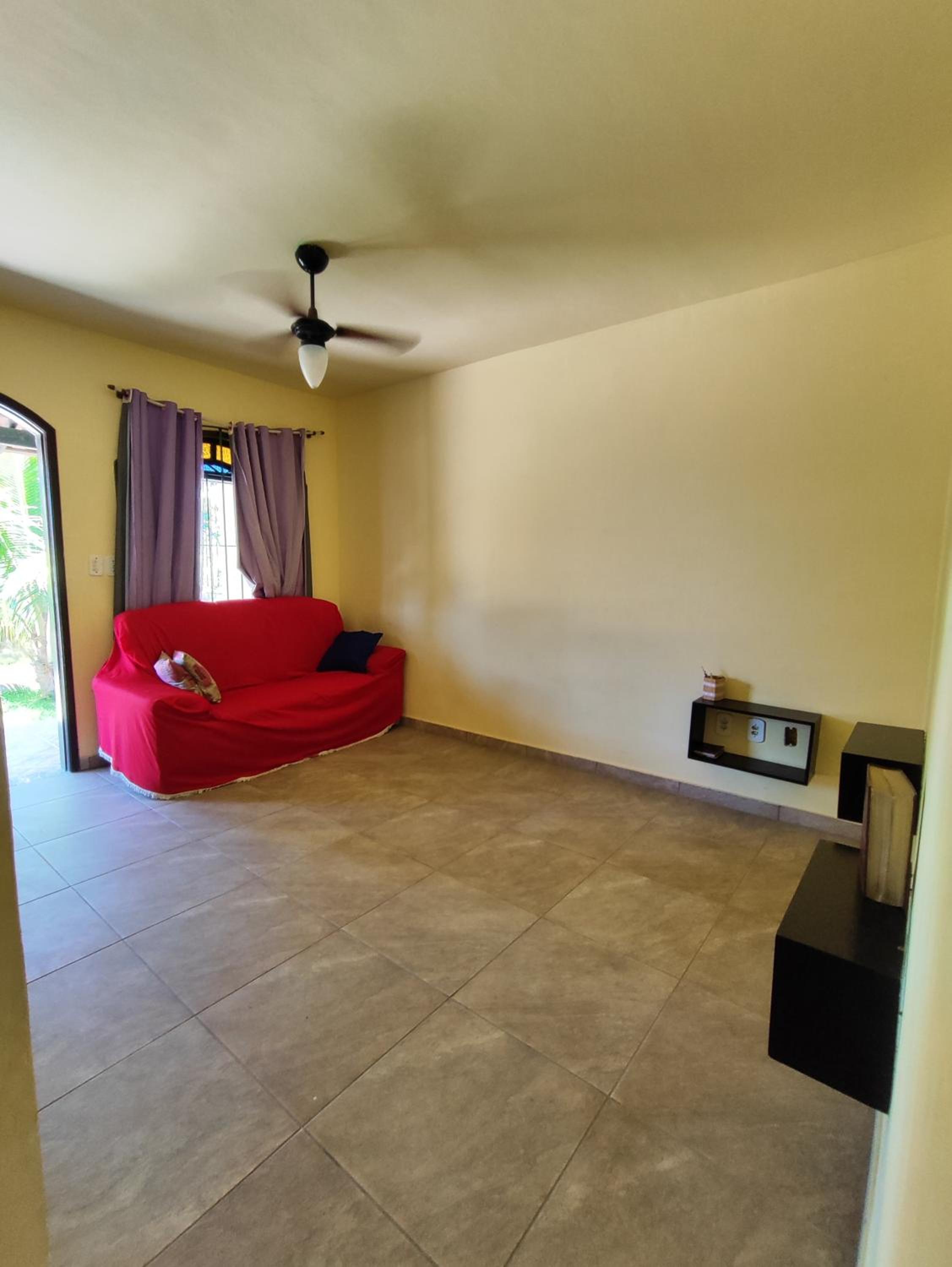 Casa com piscina e churrasqueira Iguaba Grande