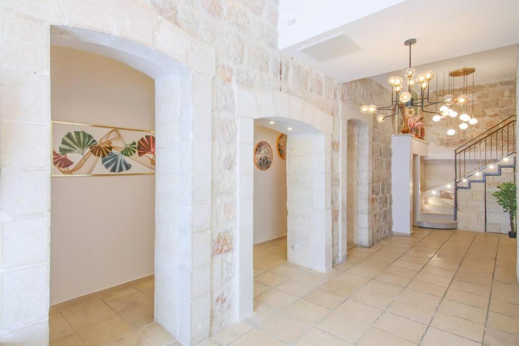 Luxury Apartment