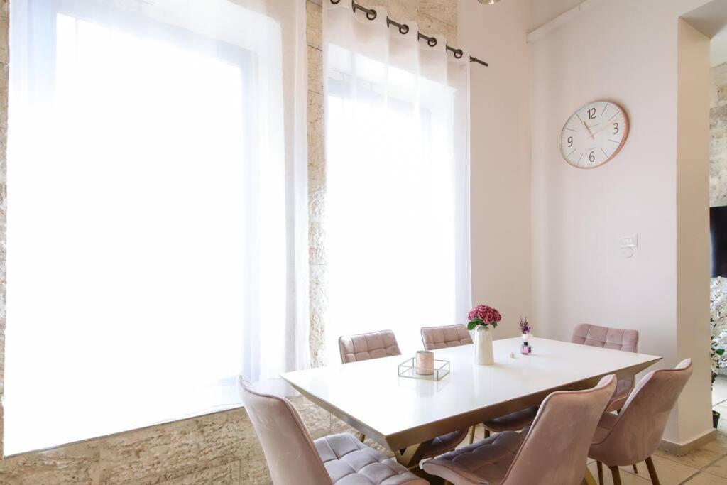 Luxury Apartment