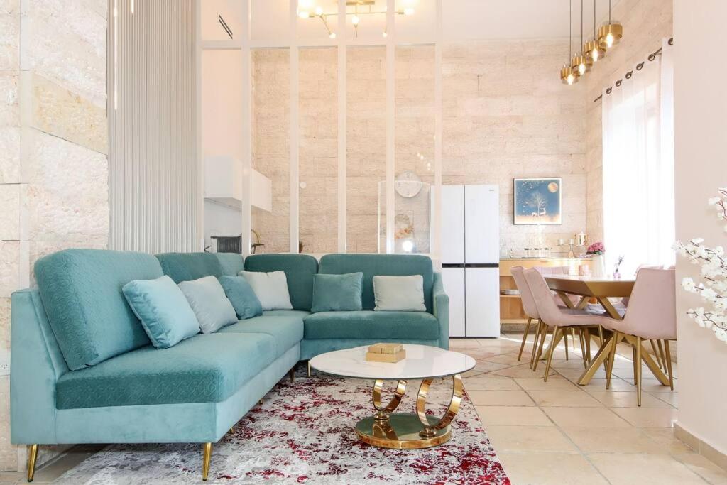 Luxury Apartment