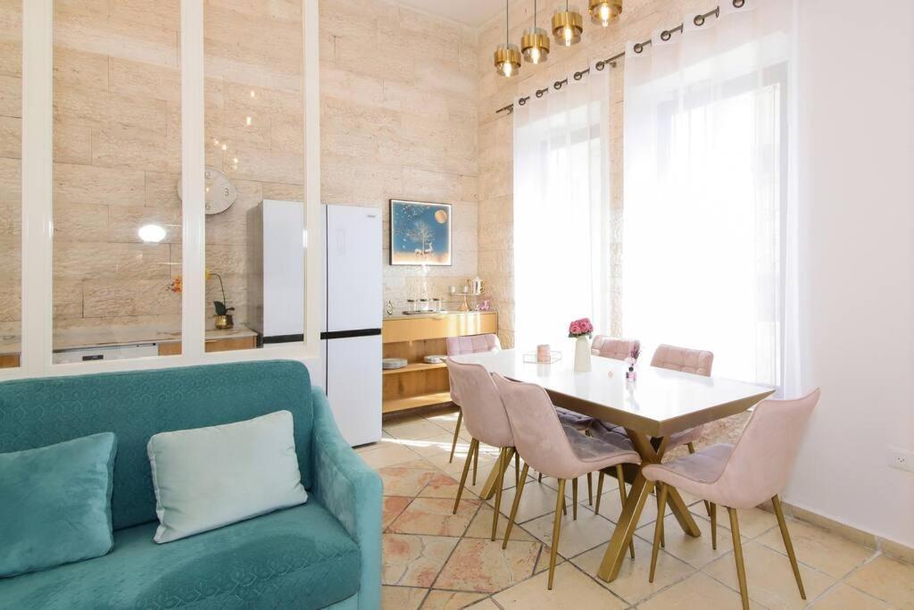 Luxury Apartment