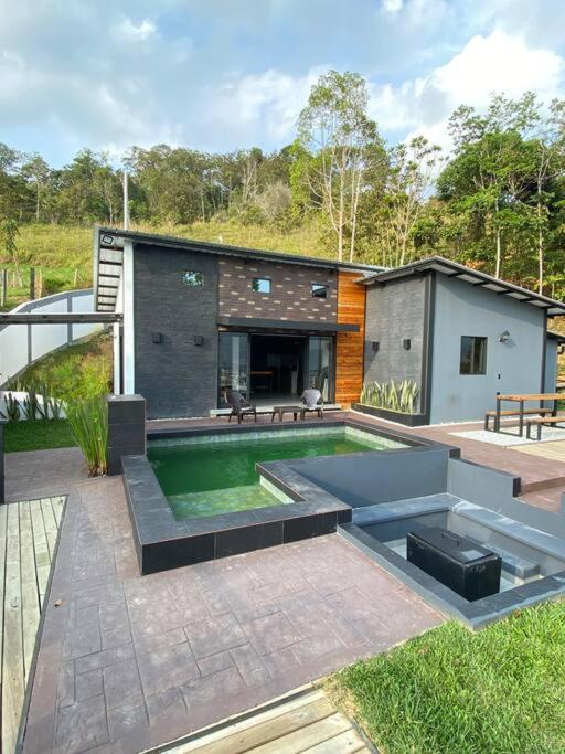 Finca de lujo con piscina wifi vista a la montaña