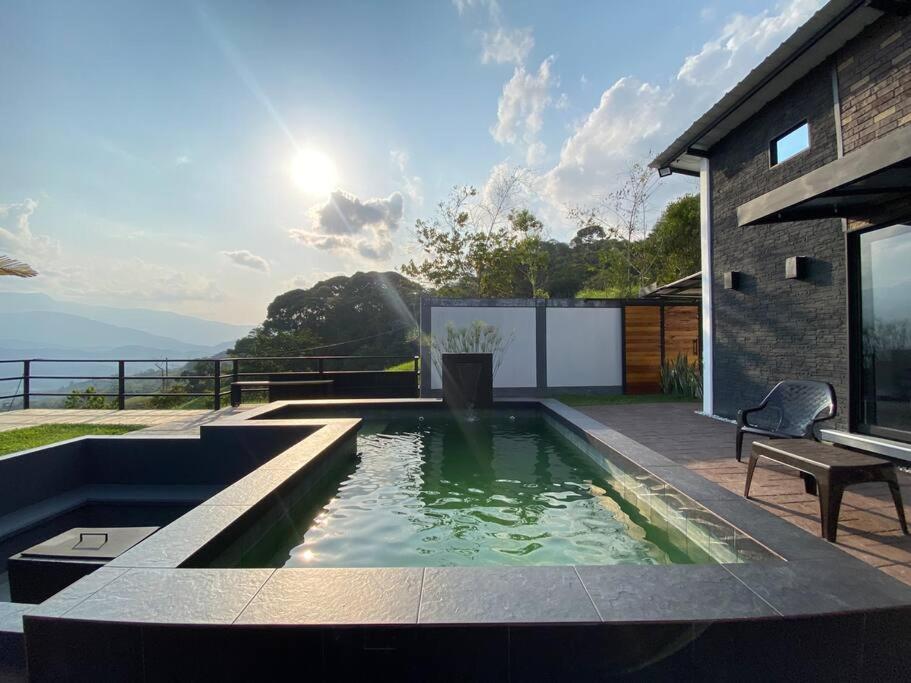 Finca de lujo con piscina wifi vista a la montaña