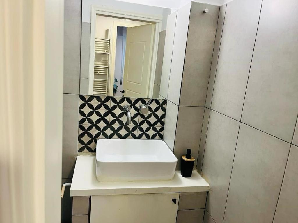 Exarcheia Urban Studio Apartment