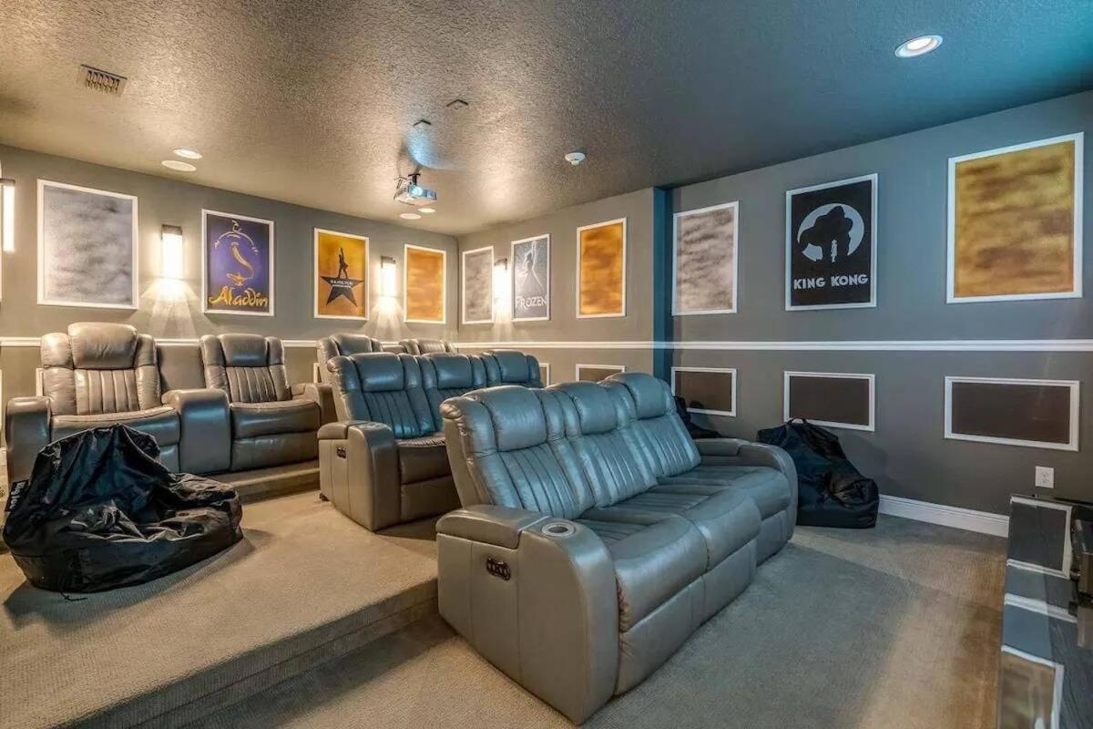 A Luxurious Escape 11Bd Home in Orlando ER251