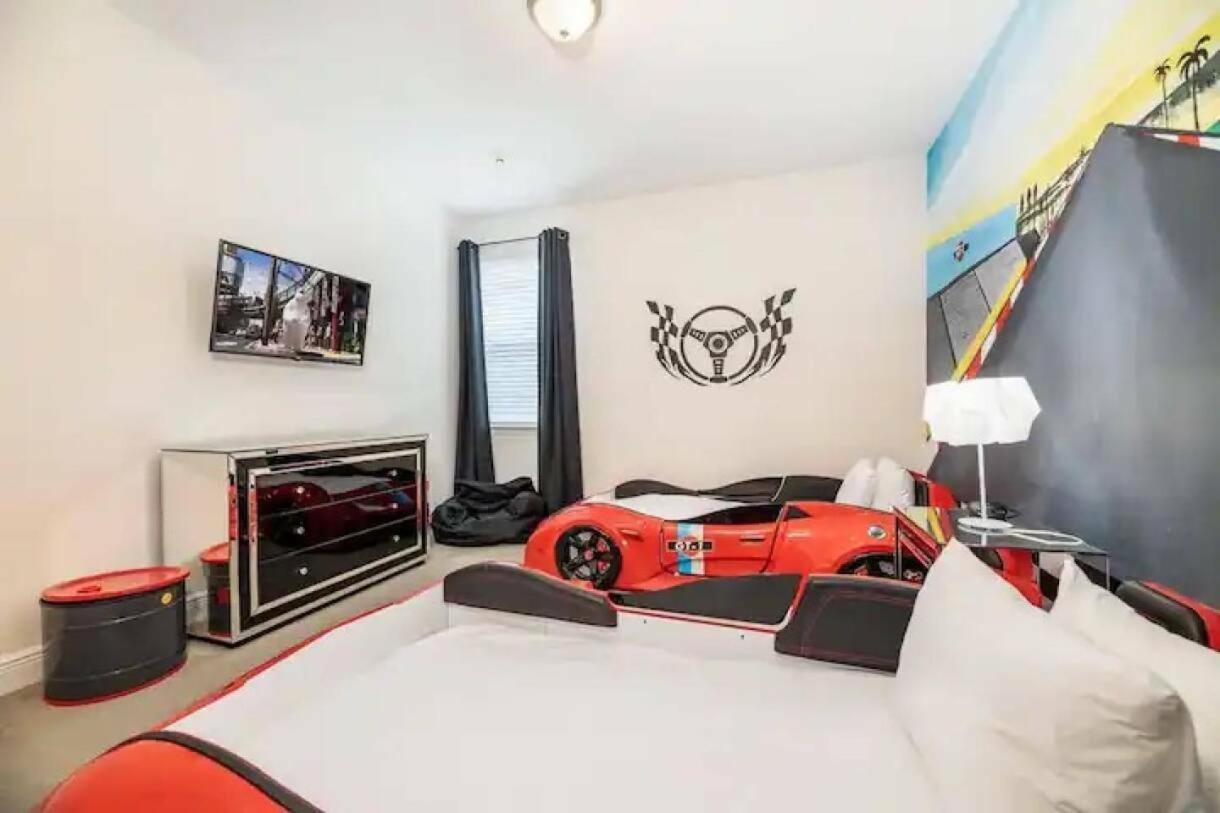 A Luxurious Escape 11Bd Home in Orlando ER251