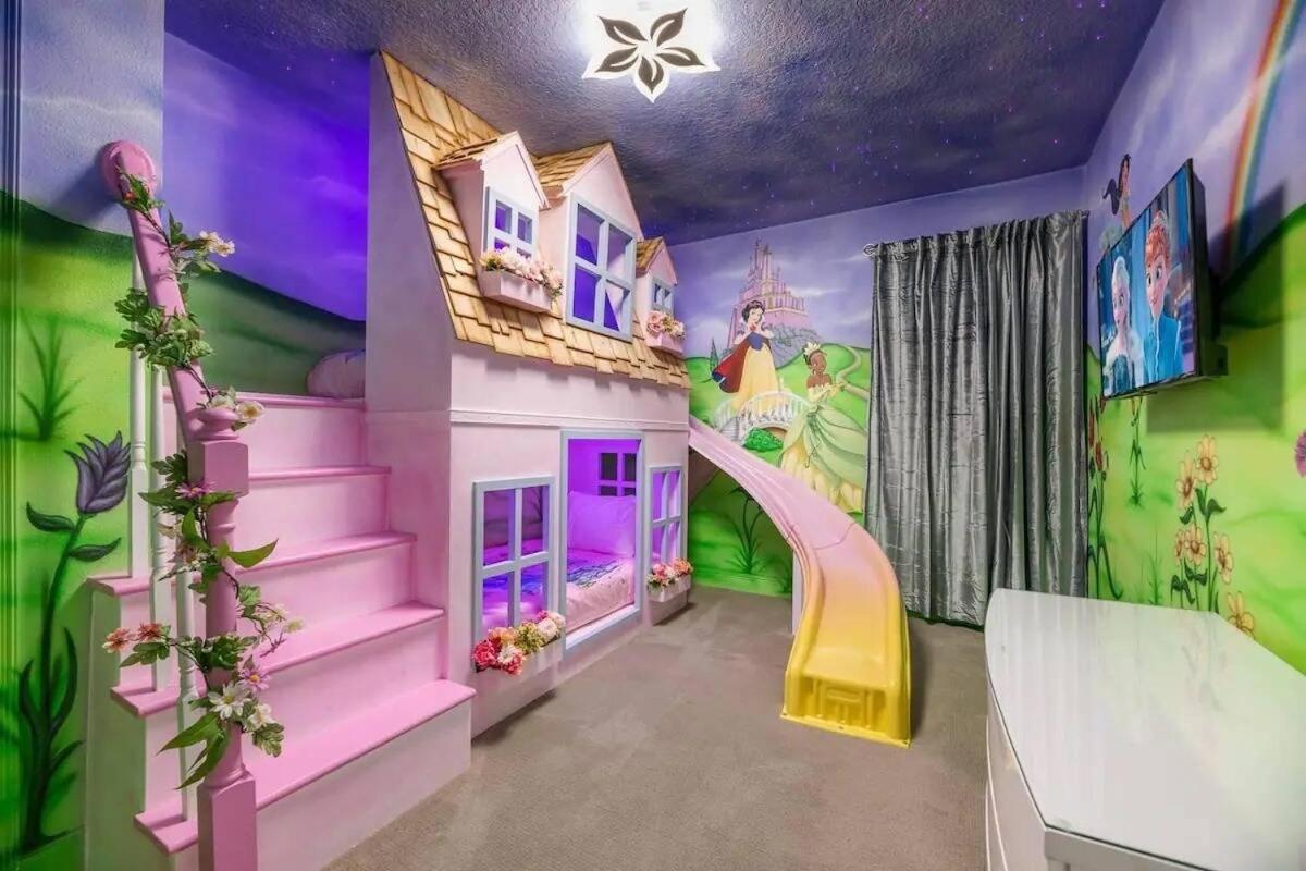 A Luxurious Escape 11Bd Home in Orlando ER251