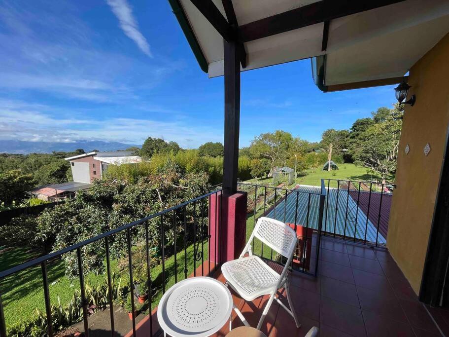 Finca La Luna - Bed & Breakfast on an organic farm