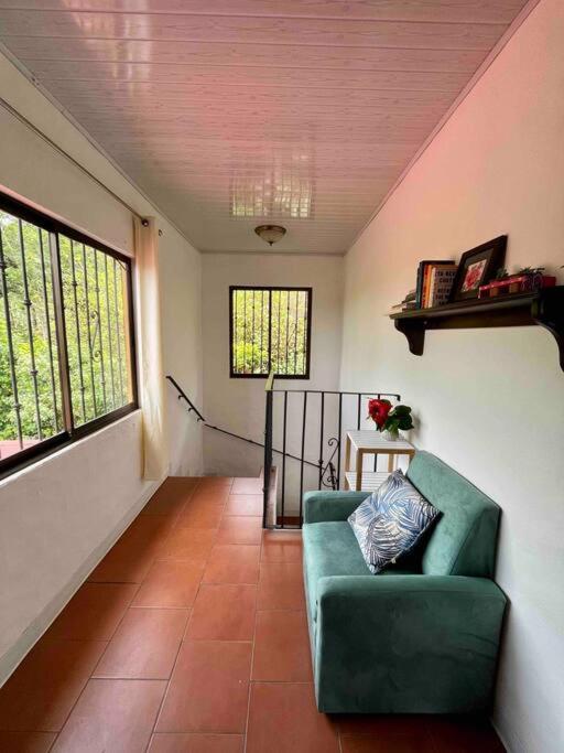Finca La Luna - Bed & Breakfast on an organic farm