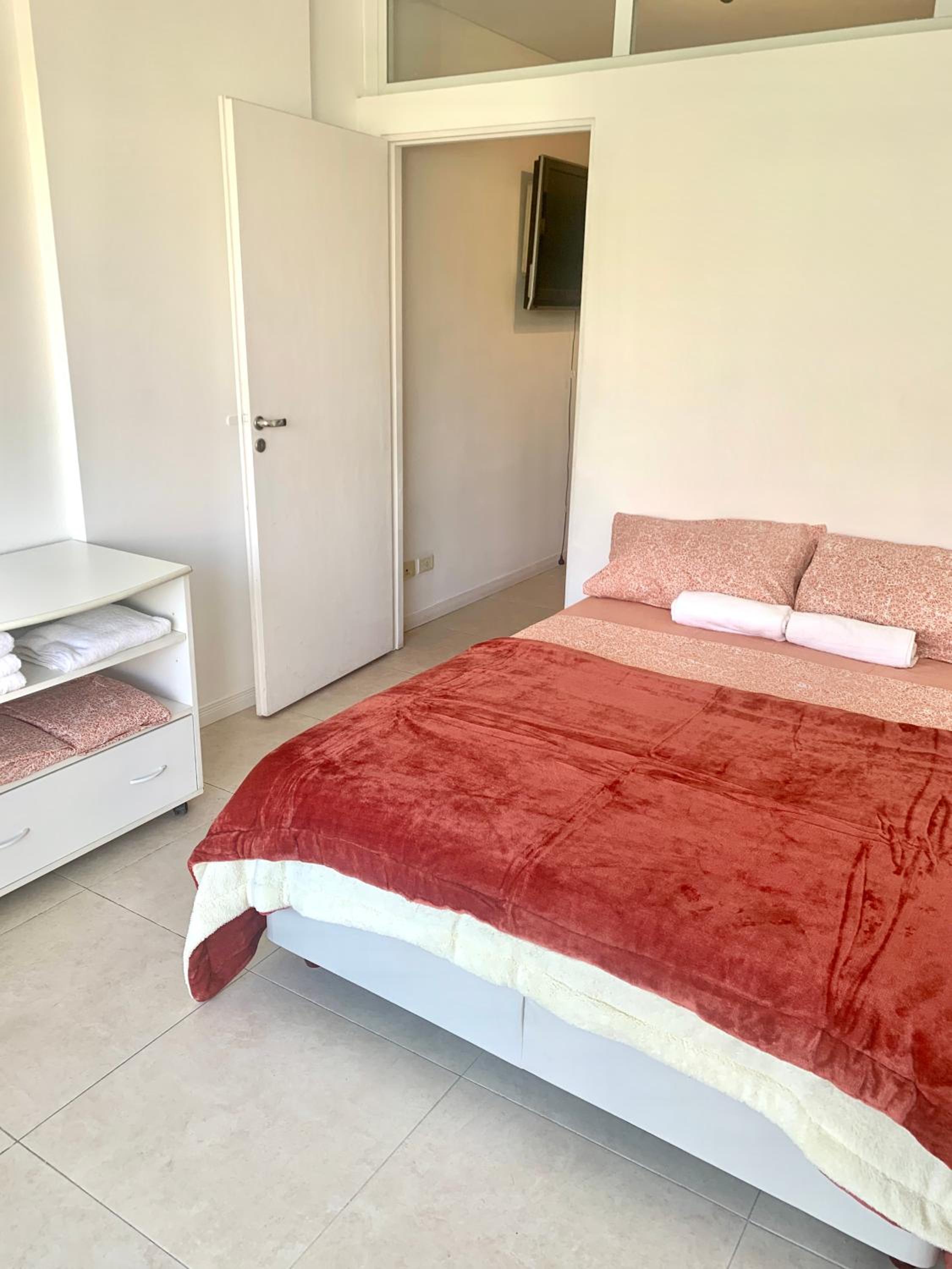 Monumental & Fleni Exclusive Apartment with Pool and Gardens