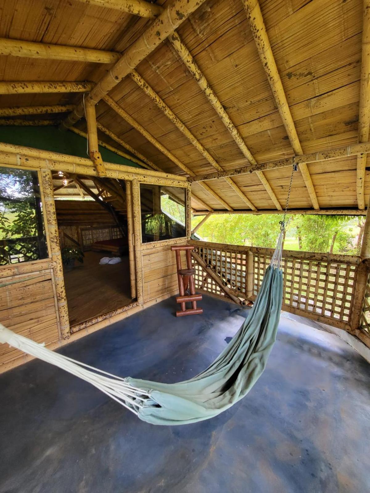 Eco-Lodge Deseo Bamboo