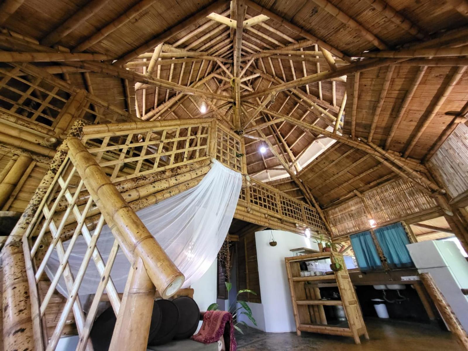 Eco-Lodge Deseo Bamboo