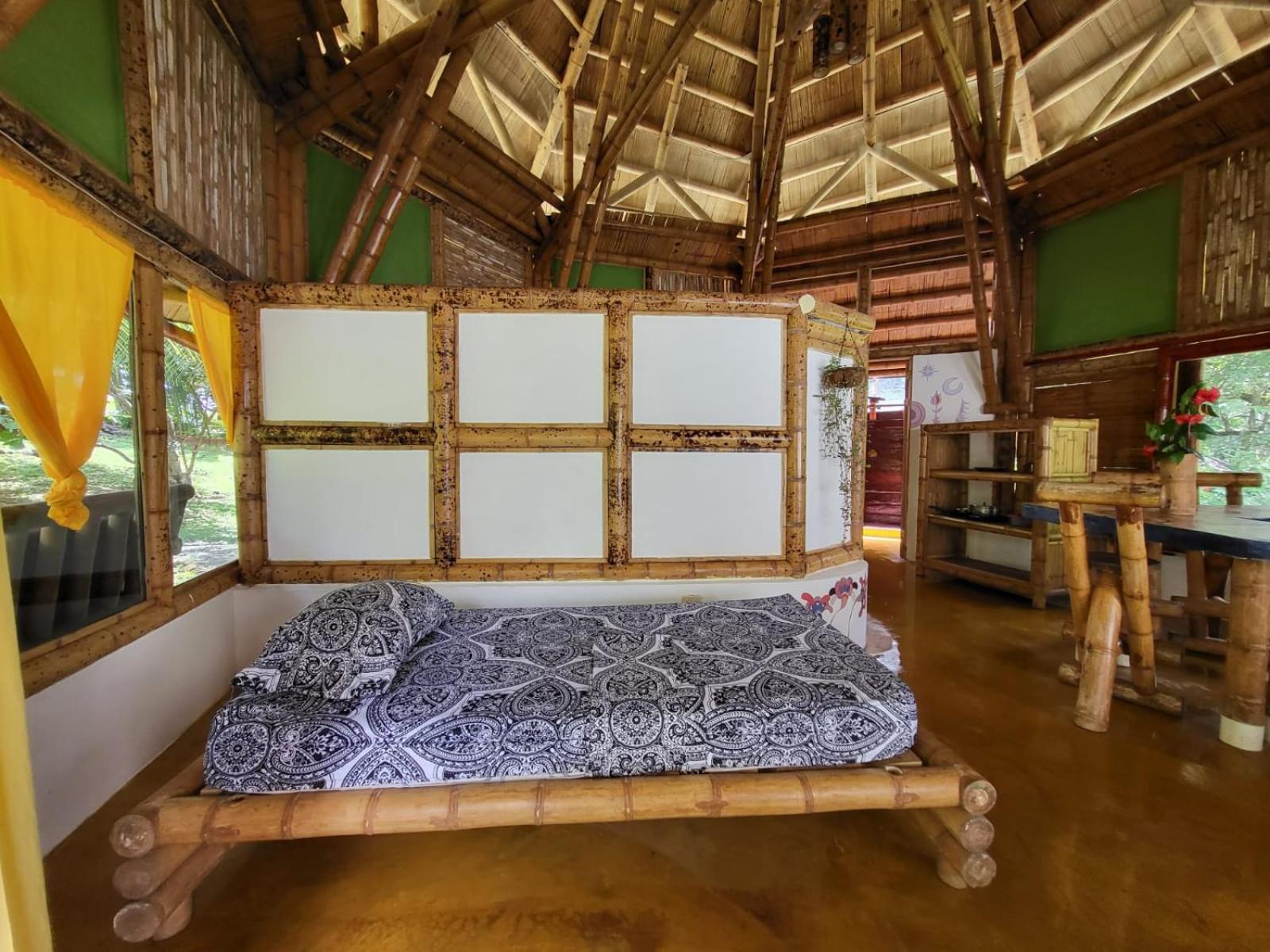 Eco-Lodge Deseo Bamboo
