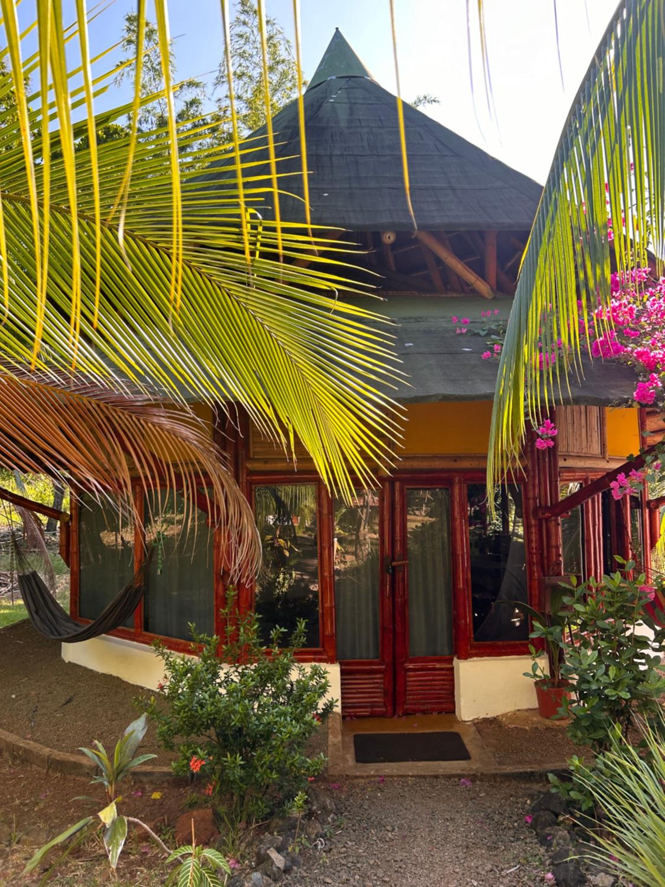 Eco-Lodge Deseo Bamboo
