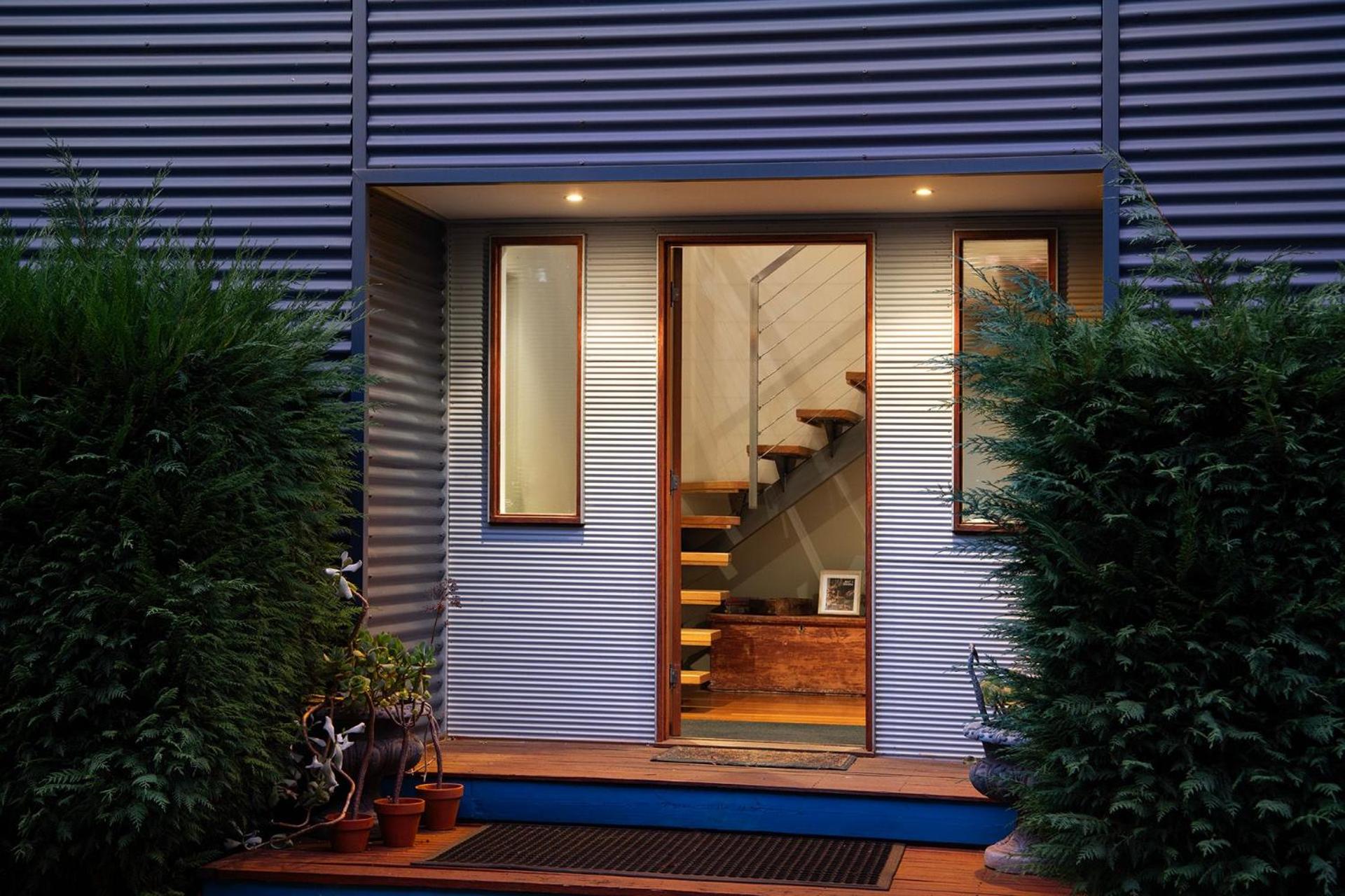 Alofi- stunning views and a private cinema room!