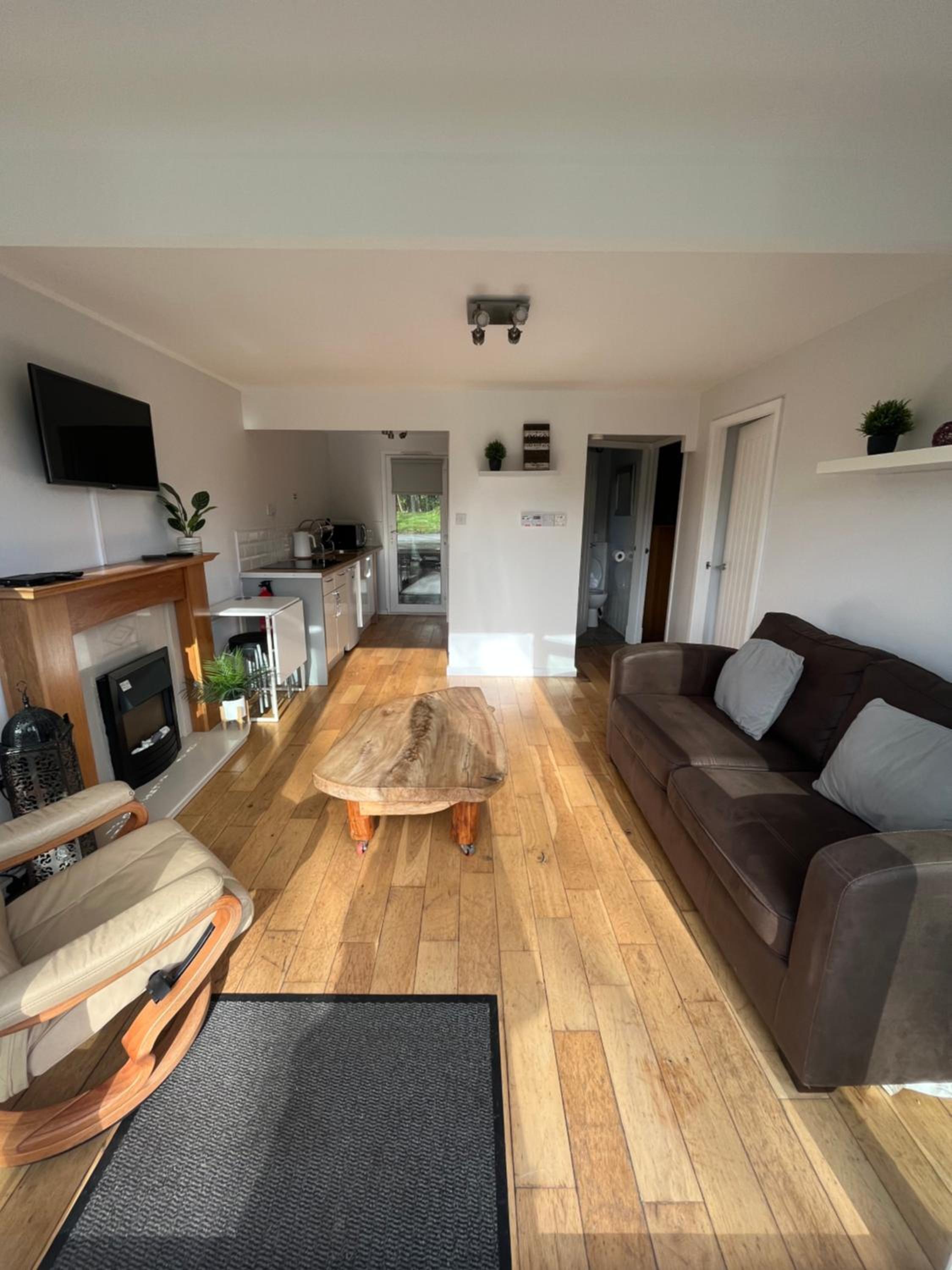 North Wales Lake View 2 Bedroom view 2
